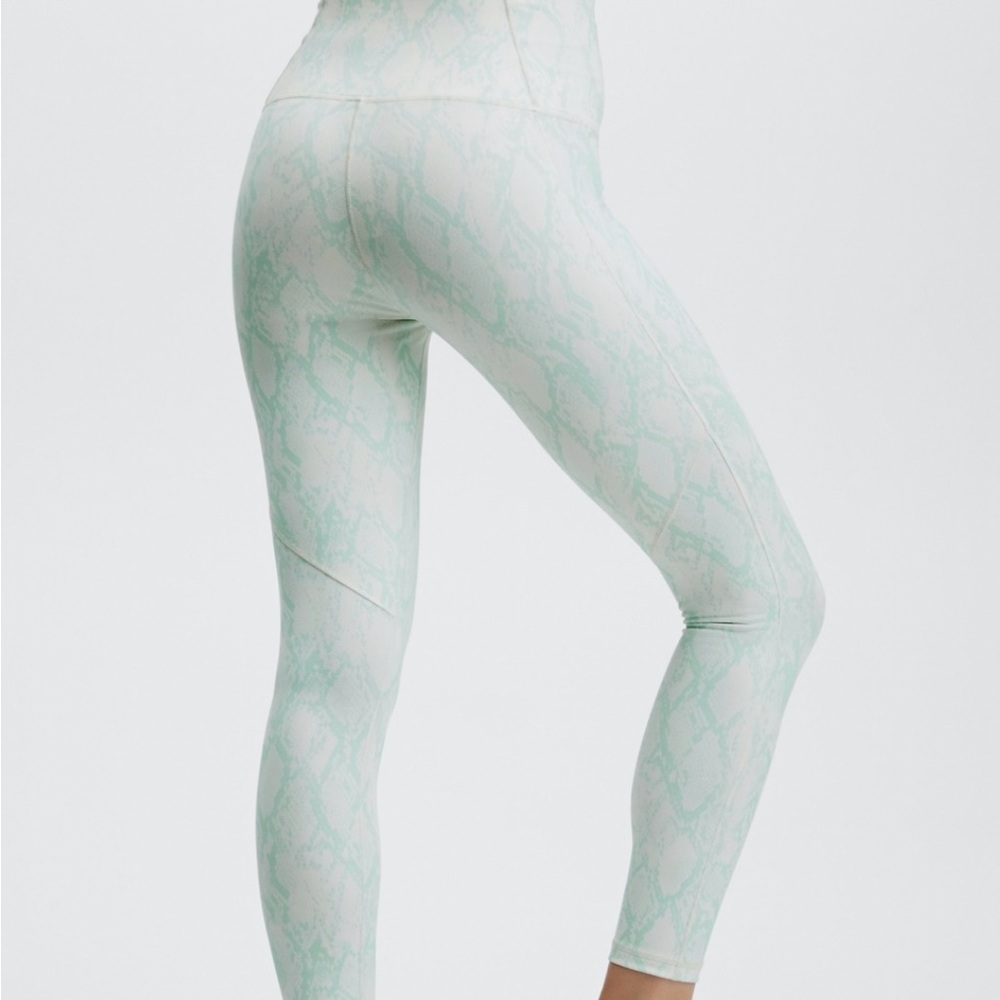 Fabletics Light Blue Snake Print Leggings XS High Rise Workout